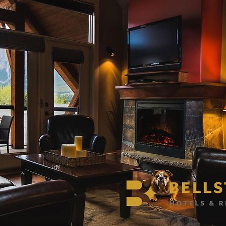 Solara Resort By Bellstar Hotels Canmore Extérieur photo